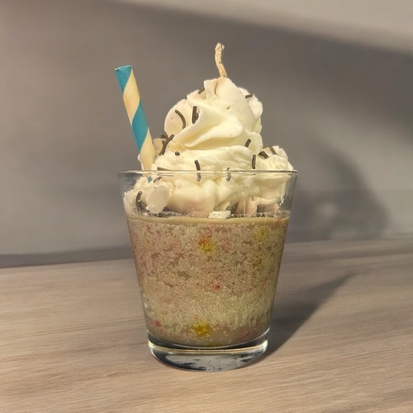 Starbucks Coffee Candle with Cream Topping - Brown-Handmade - Picture 2 of 5